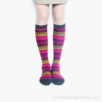 Rodilla alta geométrica cuadrada feliz rayado calcetines de dama